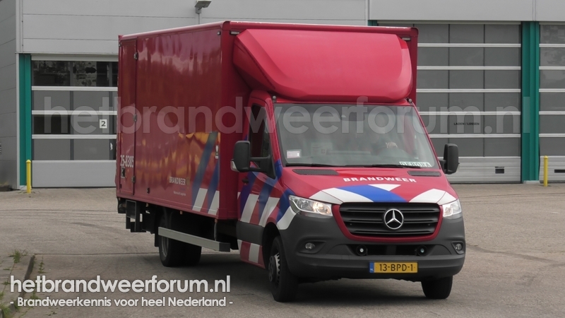 25-8385 Vrachtwagen Logistiek
