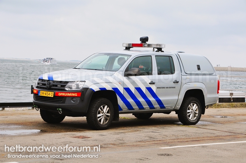 30-PersoneelMateriaalvoertuig EOD (DM-454-D)