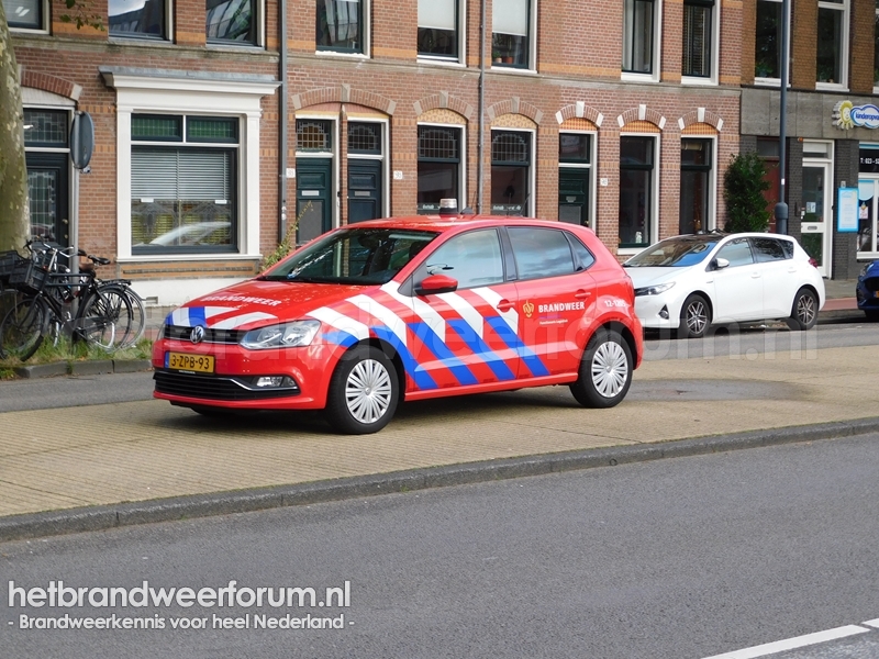 12-1205 Dienstvoertuig Functionaris Logistiek