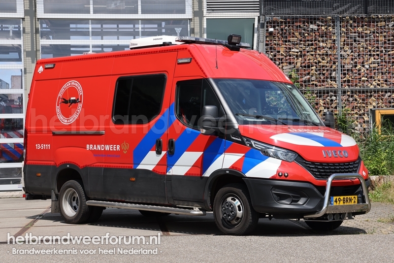 13-5111 Waterongevallenvoertuig