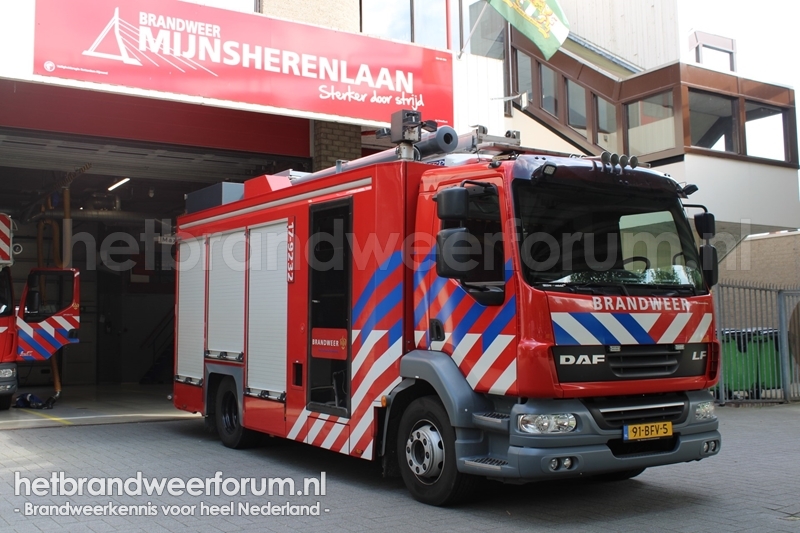 17-9232 Tankautospuit