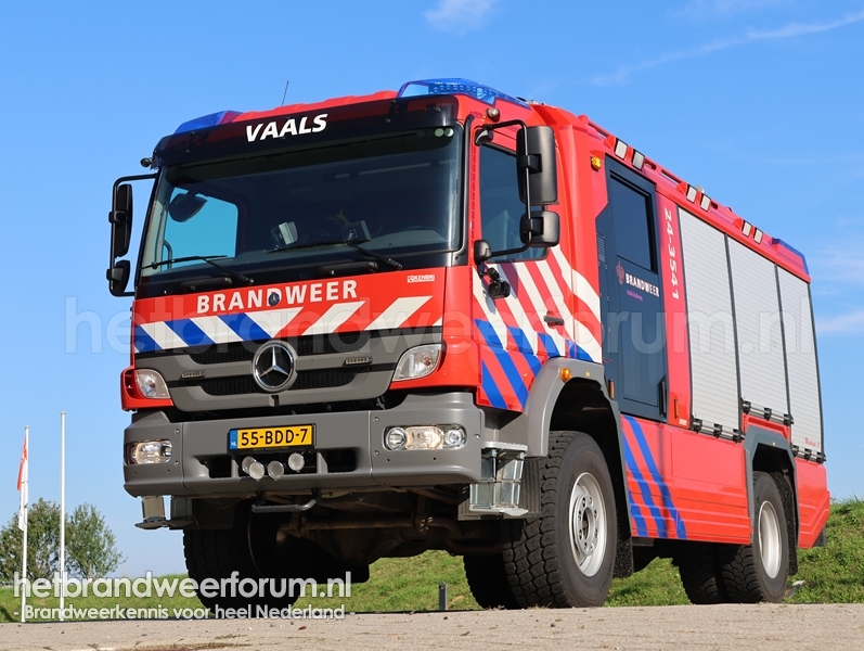 24-3541 Tankautospuit Terreinvaardig