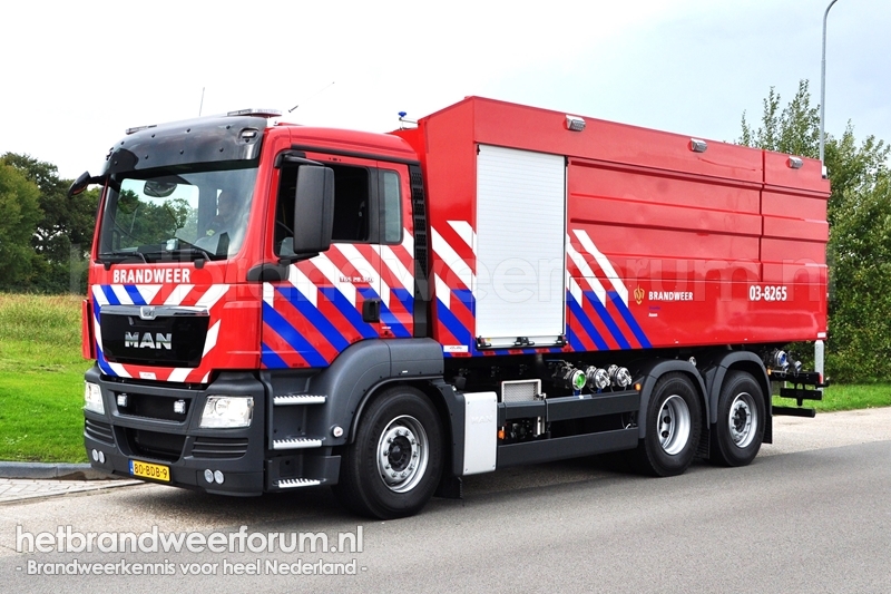 03-8265 Watertankwagen