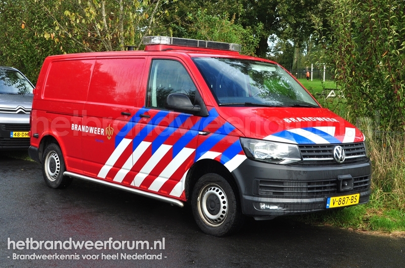 05-Personeel/Materiaalvoertuig (V-887-BS)