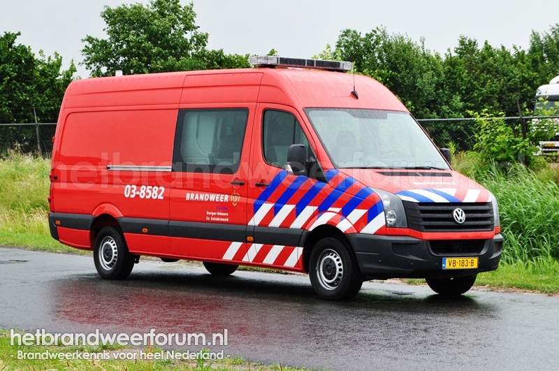 03-8502 Personeel/Materiaalvoertuig