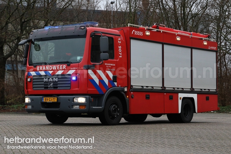 12-9071 Hulpverleningsvoertuig