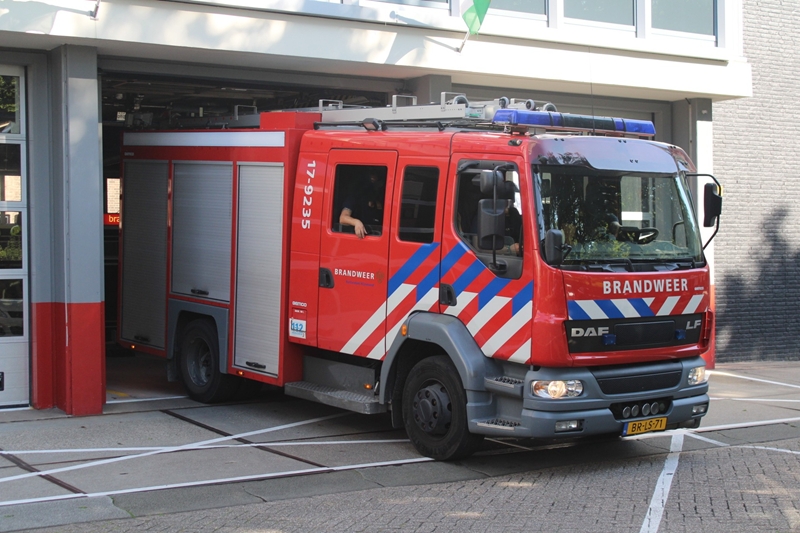 17-9235 Tankautospuit