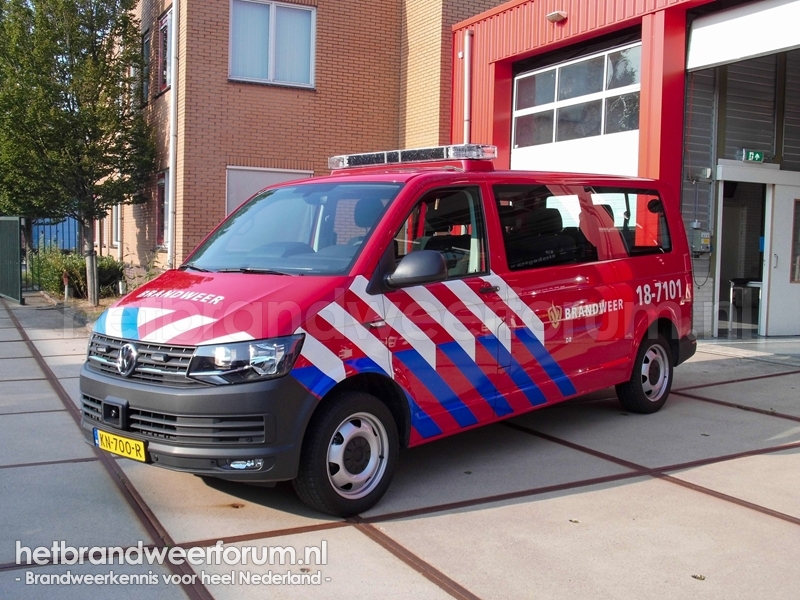 18-7101 Dienstbus