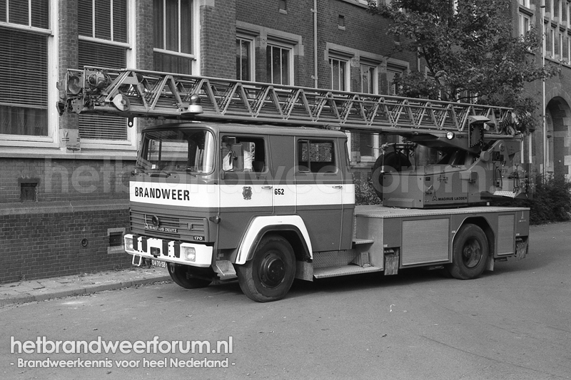 652 Autoladder (04-70-SB)