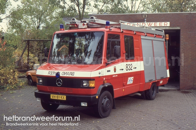 832 Tankautospuit (VH-81-KX)
