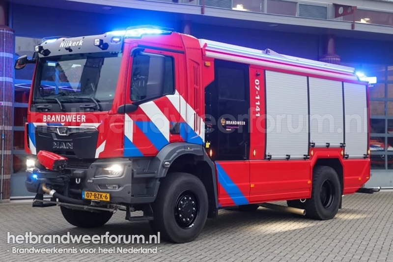 07-1141 Tankautospuit Terreinvaardig Natuurbrandbestrijding