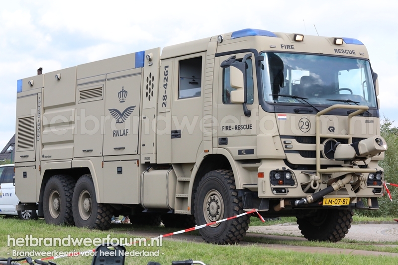 28-4261 Tankautospuit