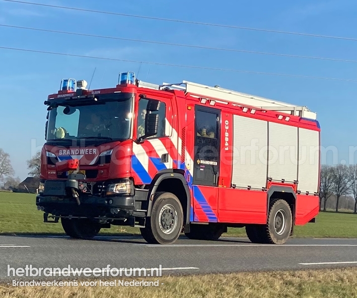 03-8841 Tankautospuit