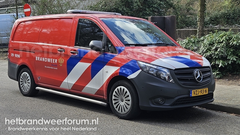 09-9096 Dienstvoertuig Team Brandonderzoek