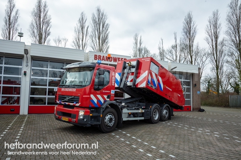 15-6580 Haakarmvoertuig