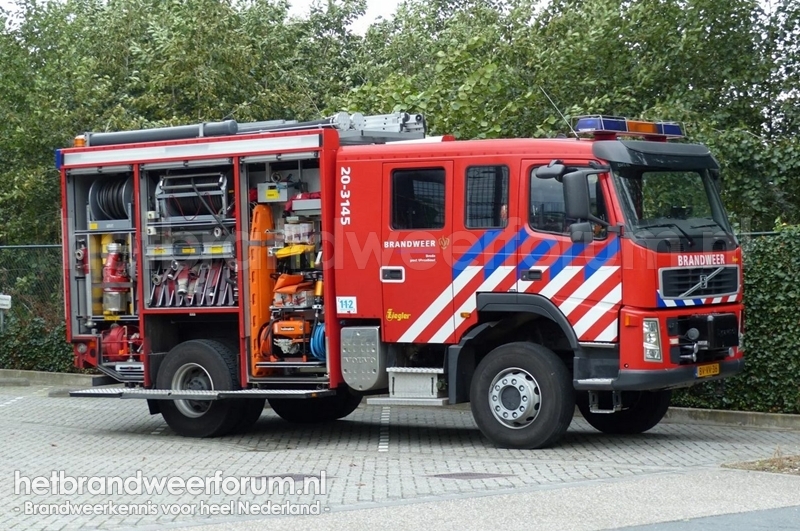 20-3145 Tankautospuit (Terreinvaardig)