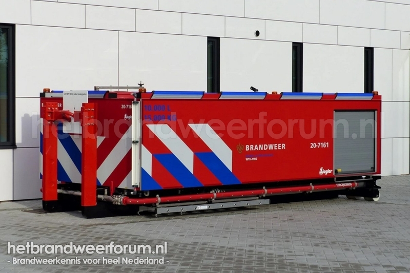 20-7161 Watertankhaakarmbak-Natuurbrandbestrijding Waterscherm