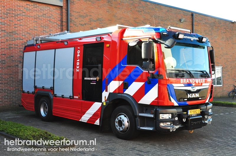 04-1832 Tankautospuit