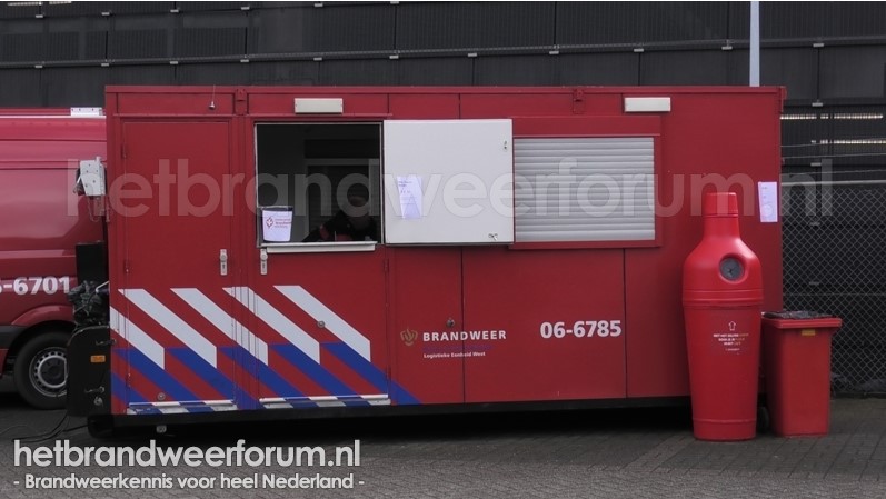 06-6785 Verzorgingshaakarmbak