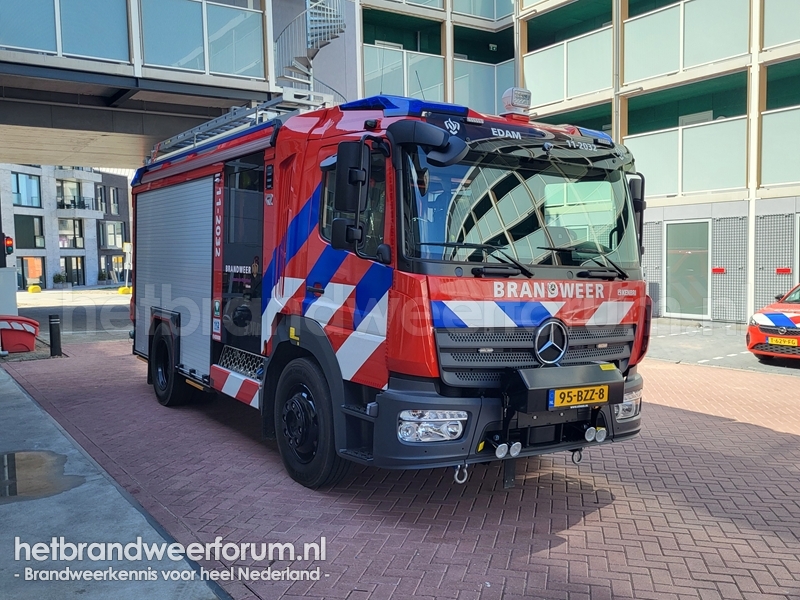 11-2032 Tankautospuit