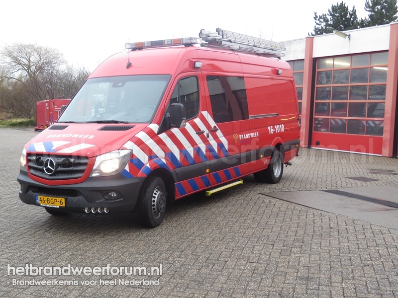 16-1010 Waterongevallenvoertuig