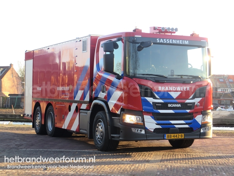 16-1260 Kleinschalige Watervoorzieningsvoertuig