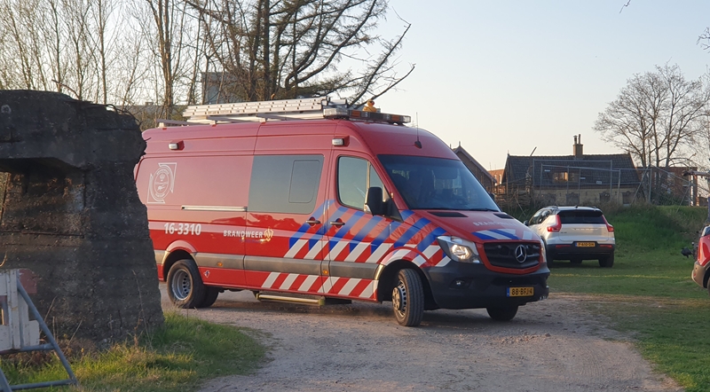 16-3310 Waterongevallenvoertuig