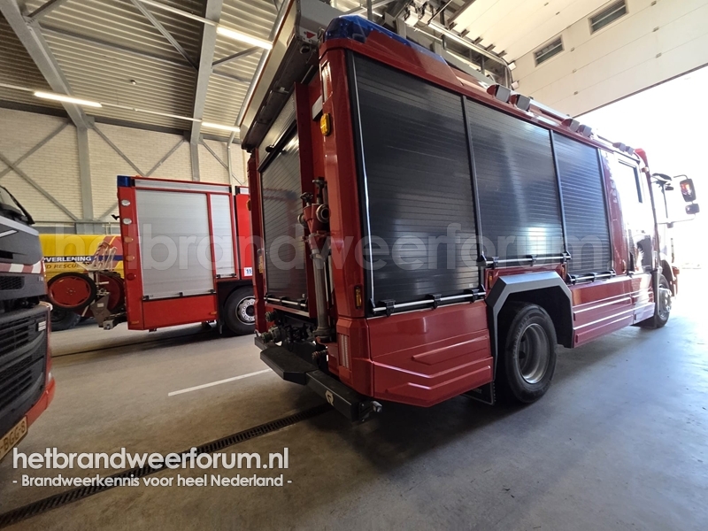 17-1331 Tankautospuit Industriële Brandbestrijding