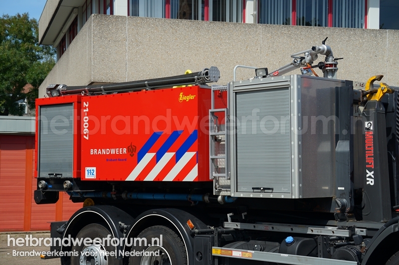 21-0067 Schuimblushaakarmbak