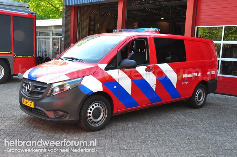 01-1804 Personeel/Materiaalvoertuig