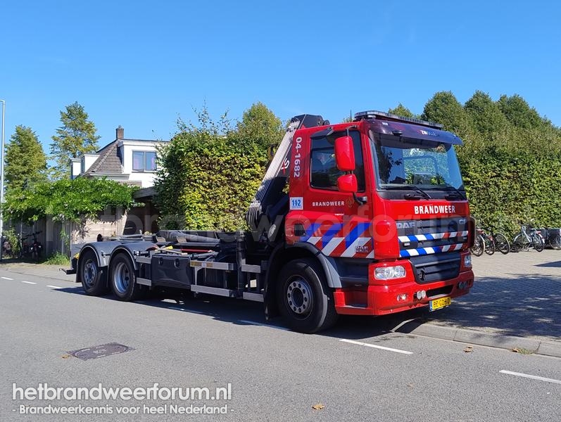 04-1682 Haakarmvoertuig