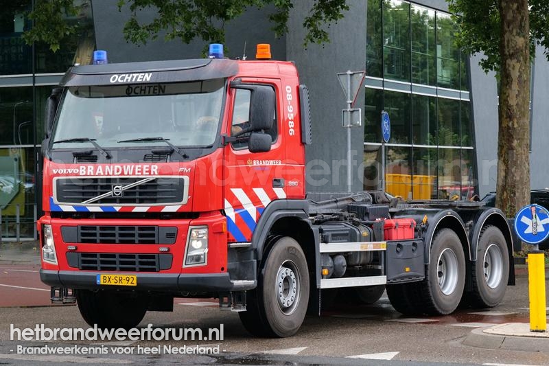 08-9586 Haakarmvoertuig