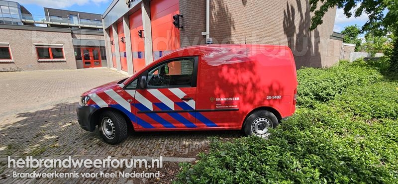 20-9402 Personeel/Materiaalvoertuig