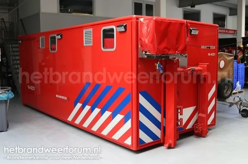 16-4221-Gevaarlijke Stoffen Haakarmbak-A