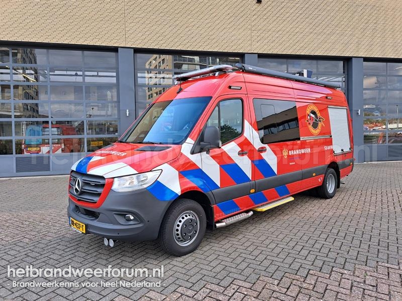  12-2410 Waterongevallenvoertuig 