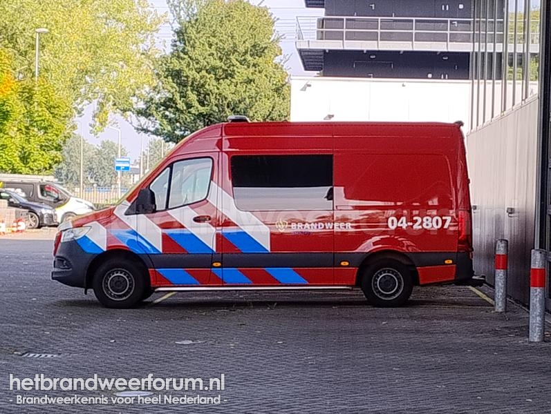 04-2807 Personeel/Materiaalvoertuig