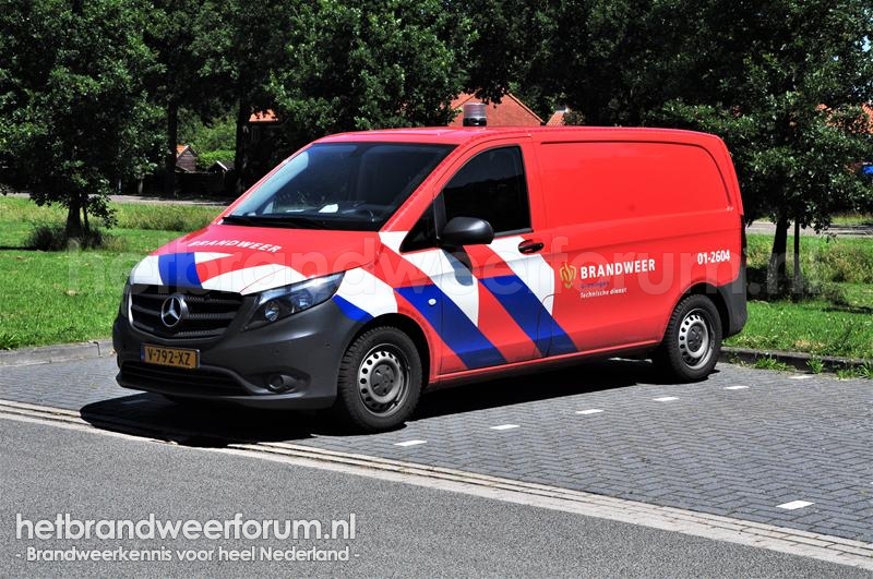 01-0006 Personeel/Materiaalvoertuig