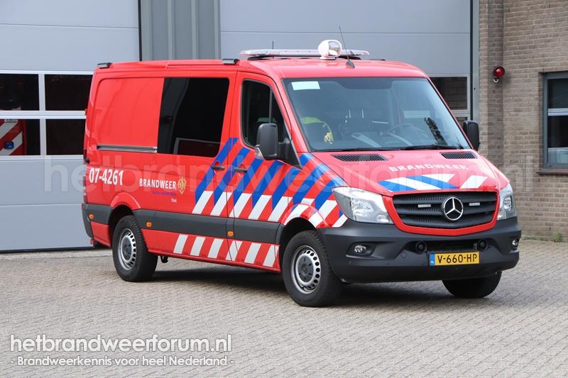 07-4261 Rietdak brandbestrijdingsteamvoertuig