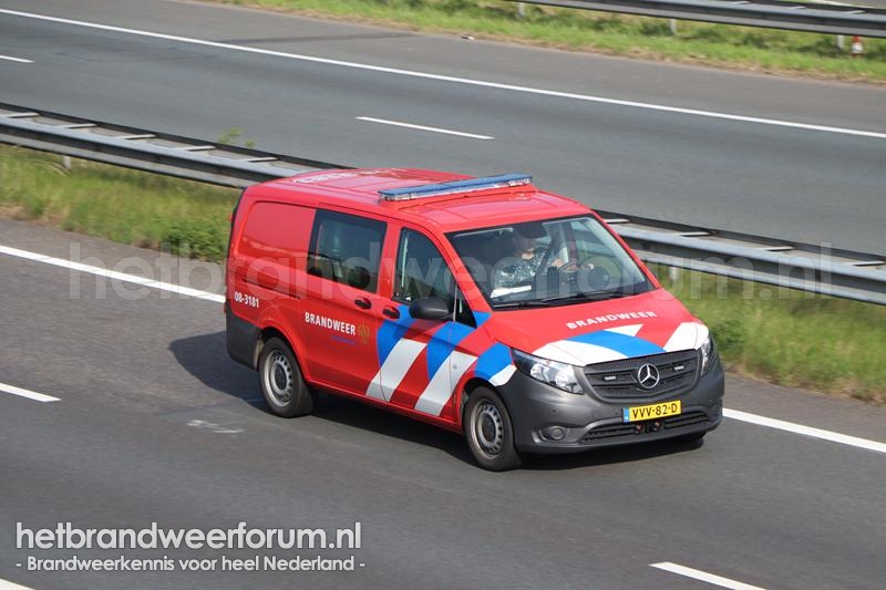 08-3181 Personeel/Materieelvoertuig