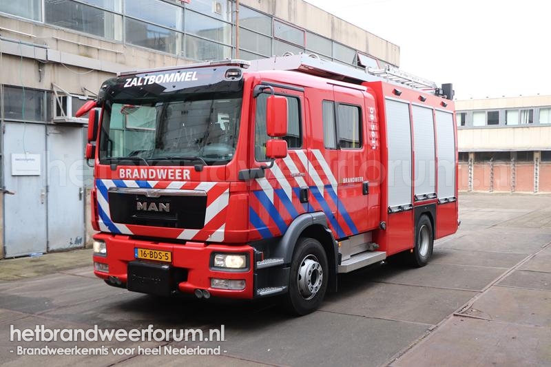 08-5631 Tankautospuit