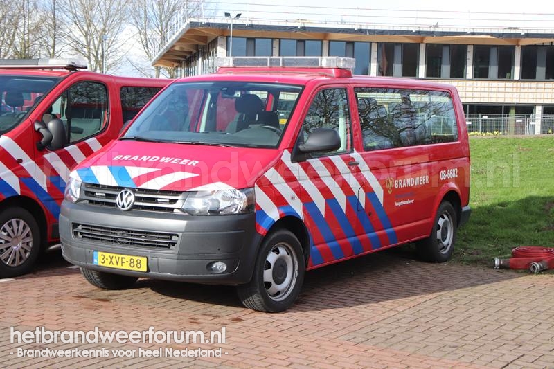 08-6682 Personeel/Materiaalvoertuig