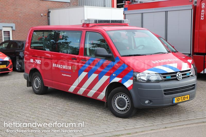 08-7582 Dienstbus Jeugdbrandweer
