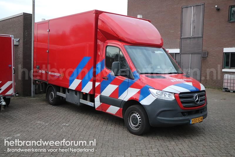 08-9385 Vrachtwagen