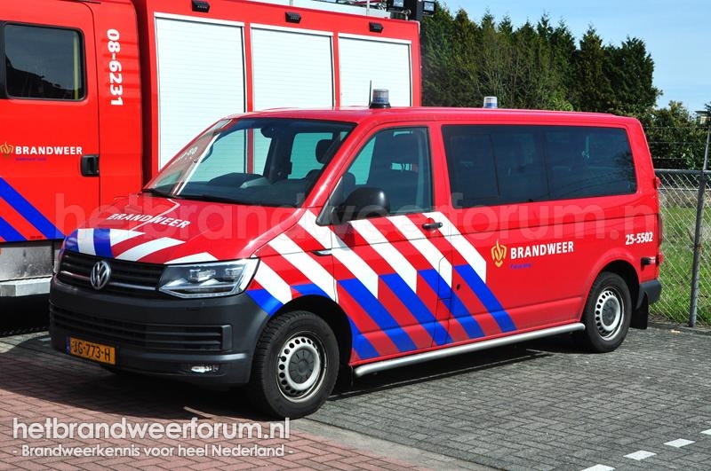 25-5502 Dienstbus