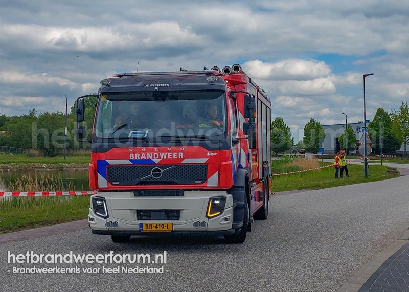 02-4332 Tankautospuit