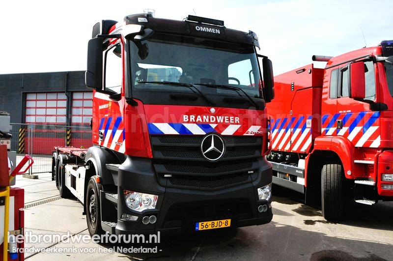 04-2285 Haakarmvoertuig
