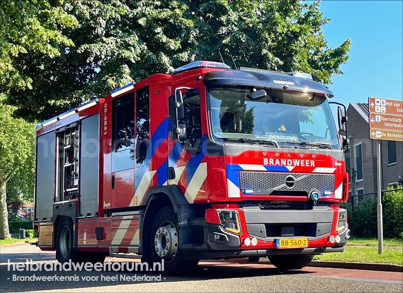 06-4831 Tankautospuit