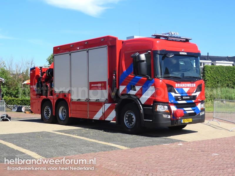 16-3170 Hulpverleningsvoertuig met kraan