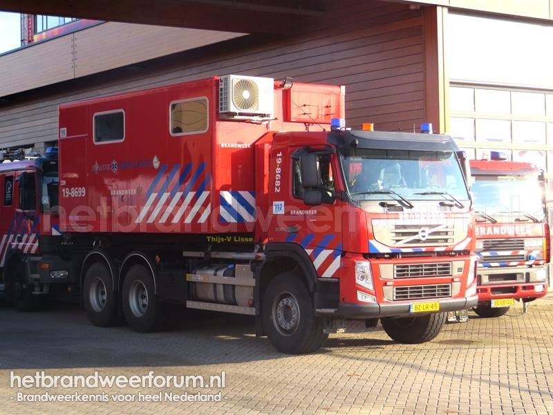 19-8682 Haakarmvoertuig