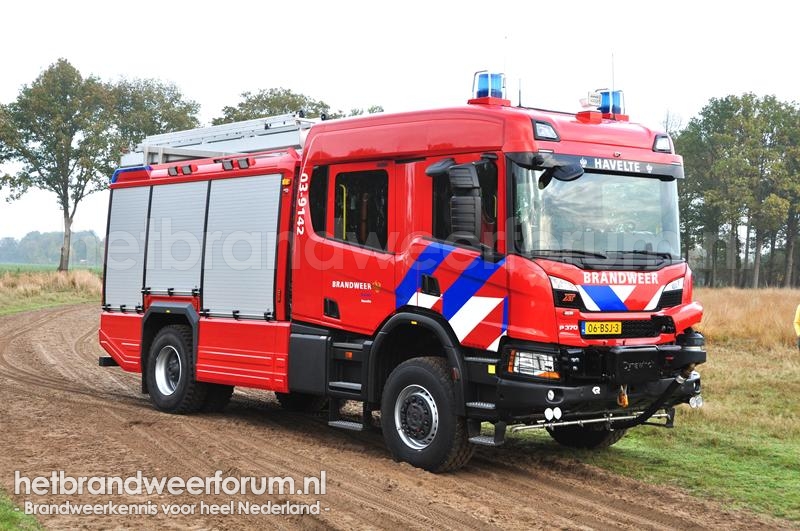 03-9142 Tankautospuit Terreinvaardig Natuurbrandbestrijding